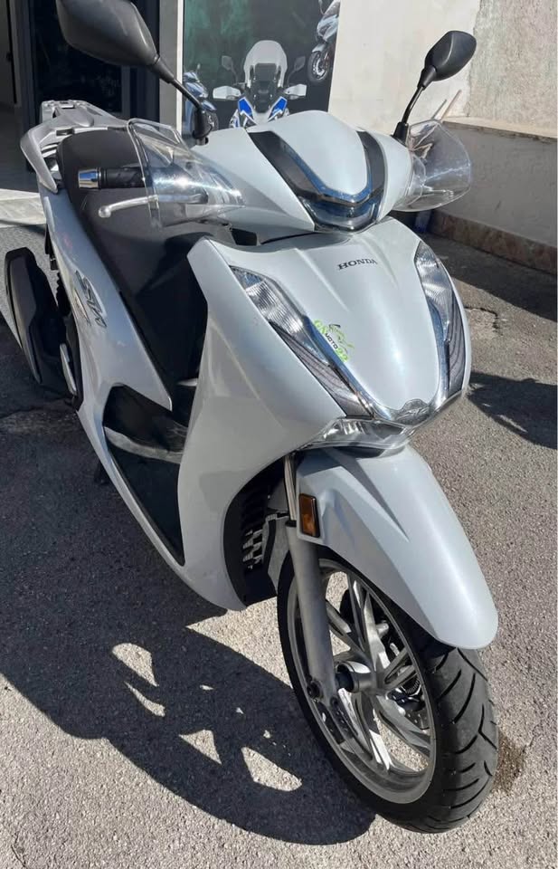 Image de Sh 350i à vendre à Kelaat Sraghna