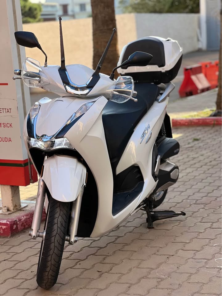 Image de SH 350i à vendre