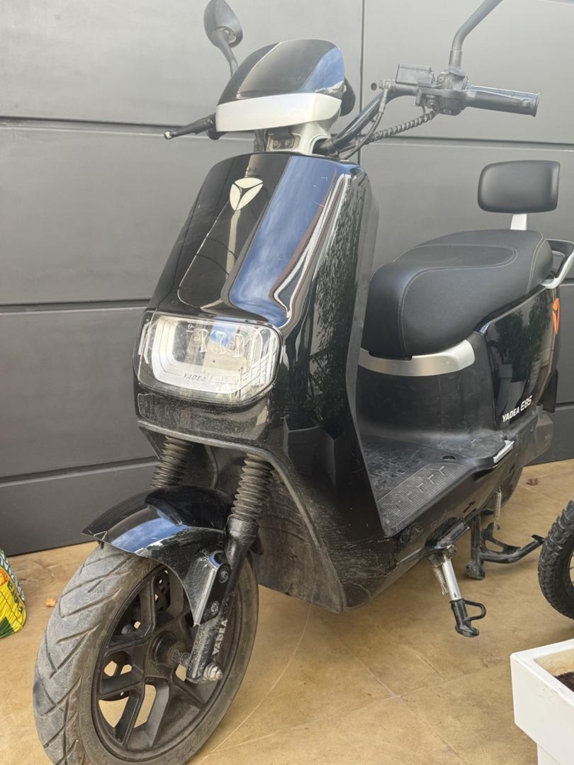 Image de Moto électrique yadea ES8